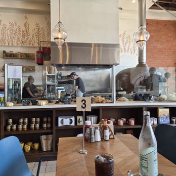 Penny Oven - Open kitchen - Breakfast & Brunch Near Me - Los Angeles, California