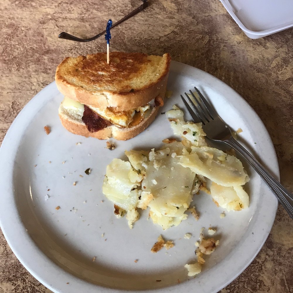Crackers & Co Cafe - Bacon avocado egg melt - American Near Me - Tempe, Arizona Crackers & Co Cafe - Bacon avocado egg melt - American Near Me - Tempe, Arizona