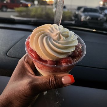 Gretchen's Goodies - Strawberry shortcake - Bakeries Near Me - Riverview, Florida