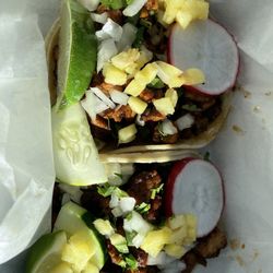 Marias Taqueria - Al pastor tacos