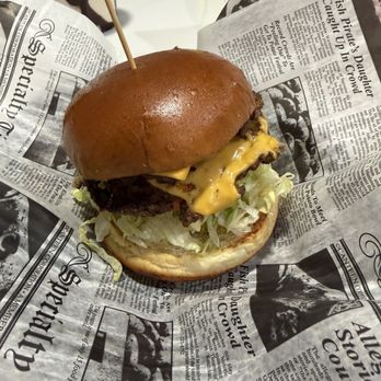 The Burger Truck Troy - Classic burger - Burgers Near Me - Troy, Michigan The Burger Truck Troy - Classic burger - Burgers Near Me - Troy, Michigan