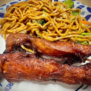 Dragon Express - Chicken Teriyaki Barbecued and Vegetable Lo Mein - Chinese Near Me - Prince George, Virginia
