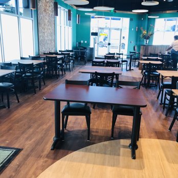 Sweet Fingers - Large inside dining area. - Caribbean Near Me - Oakland, California