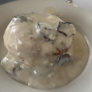 The Vault - Sunday Brunch - Vegetarian Gravy - American Near Me - Tulsa, Oklahoma