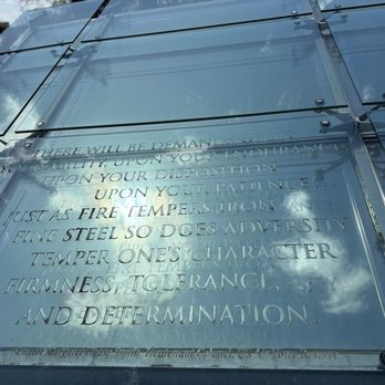Military Women's Memorial - Landmarks & Historical Buildings Near Me - Arlington, Virginia