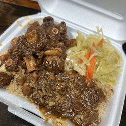 Jerk Spot  Lounge - Oxtail