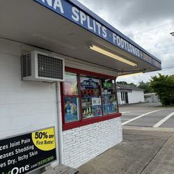 Mt. Healthy Dairy Bar - Outside