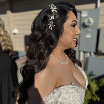 Oeuvre Beauty - Wedding/Formal hairstyles - Hair Salons Near Me - Fort Pierce, Florida
