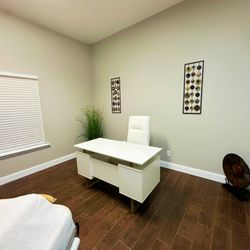 HomeTown Acupuncture & Integrative Medicine - Treatment Room