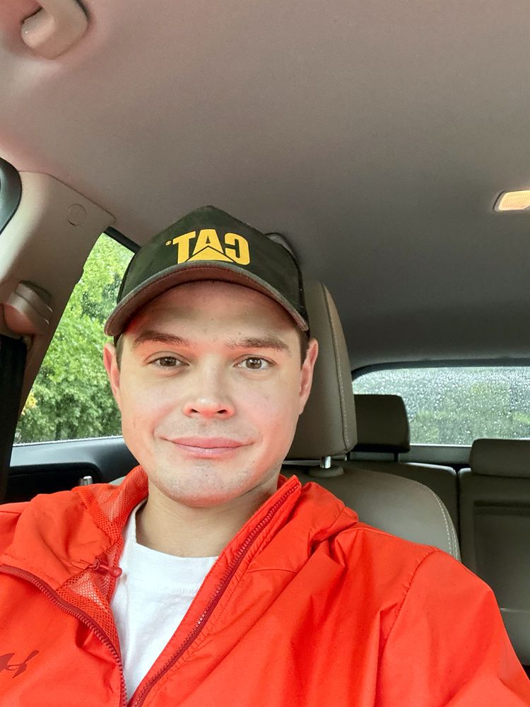 Slide of Mr. Sergei Handyman Service