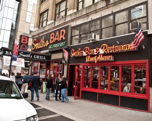 Smith's Bar by null