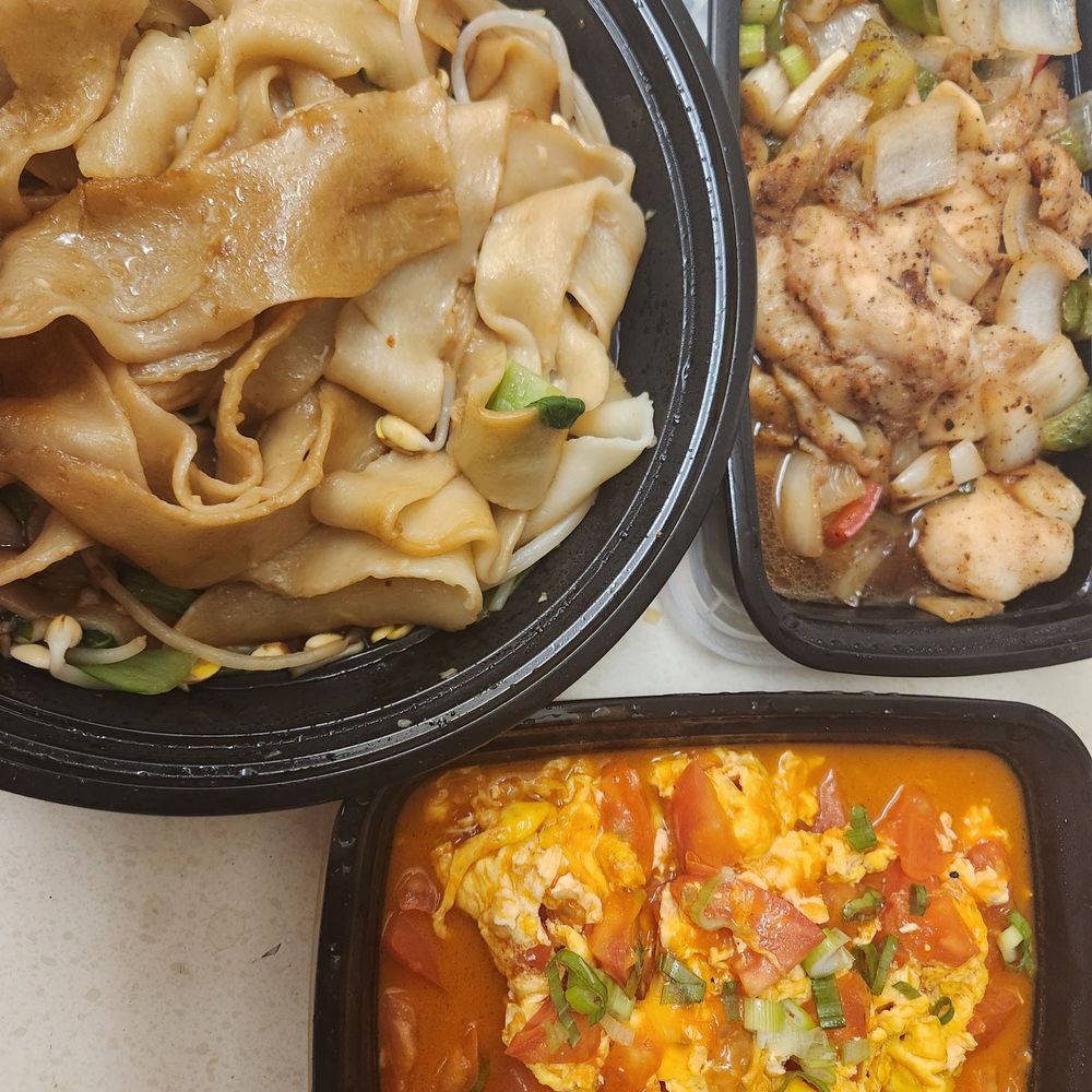 Yummy Noodle Kitchen - Biang Biang hand ripped noodles, Scrambled Egg w/Tomato, Fish Fillet w/Black Bean Sauce - Noodles Near Me - Artesia, California Yummy Noodle Kitchen - Biang Biang hand ripped noodles, Scrambled Egg w/Tomato, Fish Fillet w/Black Bean Sauce - Noodles Near Me - Artesia, California