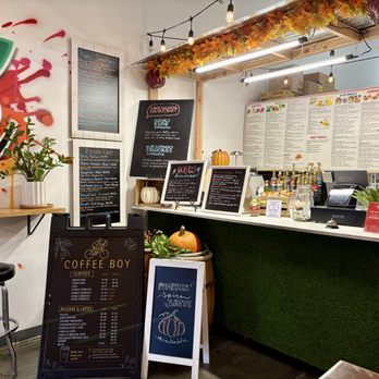 Pure Juice & Salads - Counter and menus - Juice Bars & Smoothies Near Me - Phoenix, Arizona Pure Juice & Salads - Counter and menus - Juice Bars & Smoothies Near Me - Phoenix, Arizona