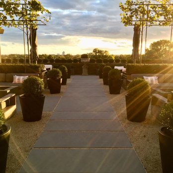 RH Minneapolis | The Gallery in Edina - Patio at sunset - Furniture Stores Near Me - Edina, Minnesota RH Minneapolis | The Gallery in Edina - Patio at sunset - Furniture Stores Near Me - Edina, Minnesota