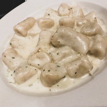 Sofi Restaurant - Gnocchi Bava with fontina cheese sauce and chives - Italian Near Me - Chicago, Illinois
