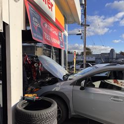 MacArthur Shell Gas and Auto Services - Customer coming in for a STAR SMOG.
