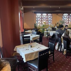 Panda House Chinese Restaurant - Dining
