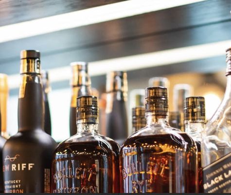 Morty's Wine & Beer Bar by null