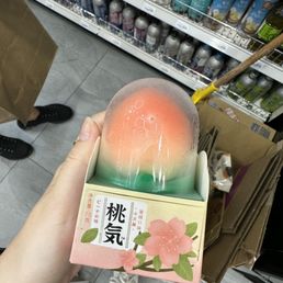 Peach ice cream Peach ice cream