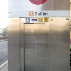 Metro Bailen
