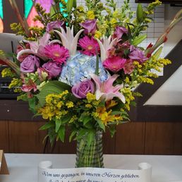 One of the beautiful arrangements for my husband's memorial, donated by friends in Germany. One of the beautiful arrangements for my husband's memorial, donated by friends in Germany.