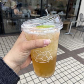 Da Vien Coffee - Peach Tea* - Desserts Near Me - Westminster, California Da Vien Coffee - Peach Tea* - Desserts Near Me - Westminster, California