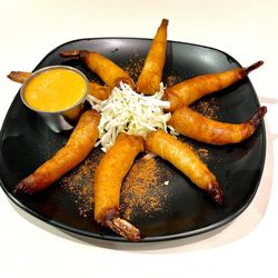 Lulu's Thai Noodle Shop - The Firecracker Shrimp: a Sriracha kick comes a little late!