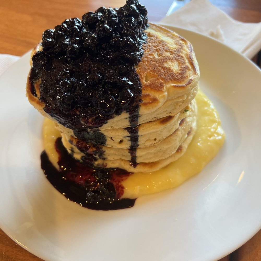 Kitchenette - Breakfast & Brunch Near Me - Templeton, California Kitchenette - Breakfast & Brunch Near Me - Templeton, California