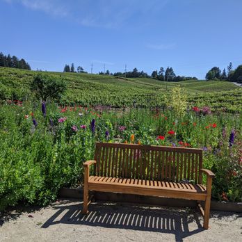 Lynmar Estate Winery - Wine Tasting Room Near Me - Sebastopol, California