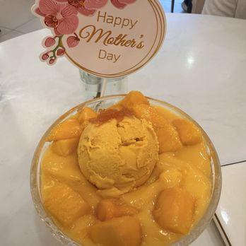 Mango Mango Dessert - A1 Special Mango Juice Sago & Pomelo w. Mango Ice Cream - Desserts Near Me - Henderson, Nevada Mango Mango Dessert - A1 Special Mango Juice Sago & Pomelo w. Mango Ice Cream - Desserts Near Me - Henderson, Nevada
