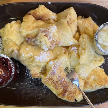 Zwickl - Karamellisierter Kaiserschmarrn mit Zwetschgenroster und Apfelmus - OMG, its fabulous!!!! (06/01/23) - Bavarian Near Me - Munich, BY Zwickl - Karamellisierter Kaiserschmarrn mit Zwetschgenroster und Apfelmus - OMG, its fabulous!!!! (06/01/23) - Bavarian Near Me - Munich, BY