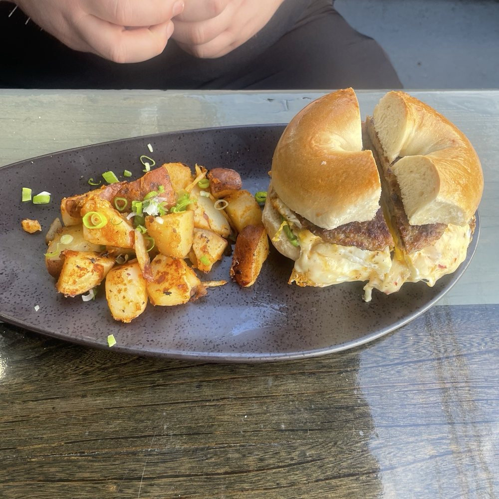 Egg and Breakfast Meat Sandwich Egg and Breakfast Meat Sandwich