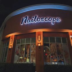 Nailoscope