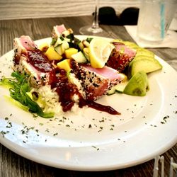 Lock 'N Key Restaurant - Ahi Tuna