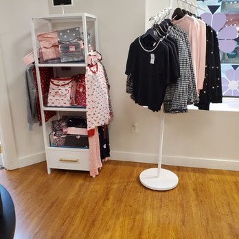 kate spade new york outlet - Accessories Near Me - Niagara Falls, New York
