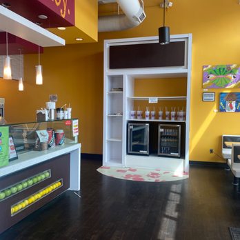 Juice Stop - Inside - Juice Bars & Smoothies Near Me - Omaha, Nebraska
