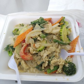 Liang's Thai Food - chicken green curry with rice - Thai Near Me - Denver, Colorado