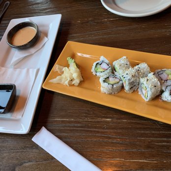 CJ Blacks - California roll - Bars Near Me - Davie, Florida CJ Blacks - California roll - Bars Near Me - Davie, Florida