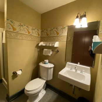 McMenamins Kennedy School - bathroom - Hotels Near Me - Portland, Oregon