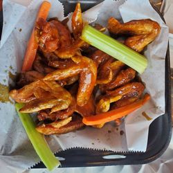 Saucy Jake's Street Food - 10 piece wing, Tennessee Twang sauce
