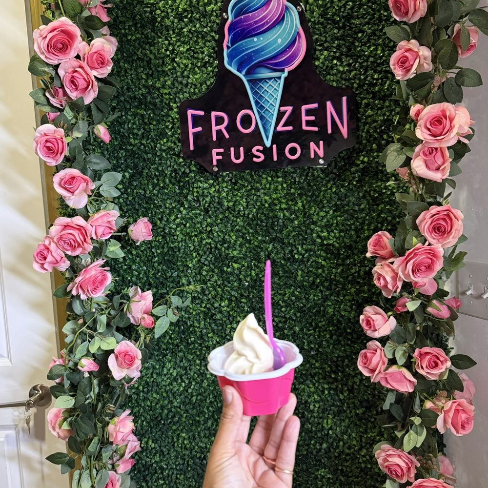 Frozen Fusion - Vanilla Frozen Yogurt!! - Ice Cream & Frozen Yogurt Near Me - Jacksonville, Florida