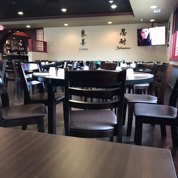 Yu's Mandarin - Chinese Near Me - Vernon Hills, Illinois