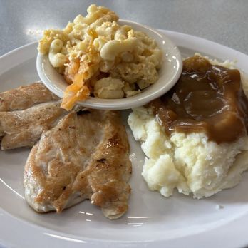 Creekside Restaurant - Grilled Marinated Chicken Lunch Platter with 2 Sides - Breakfast & Brunch Near Me - Lexington, South Carolina