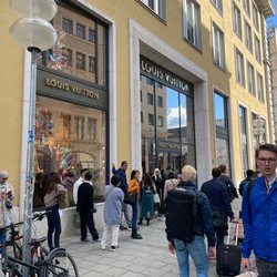 Louis Vuitton - Long line but worth it.