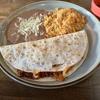 Cafe Tacuba - Quesadilla Al Pastor - Mexican Near Me - Cedar Rapids, Iowa