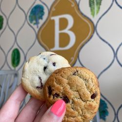 B Muse Cafe - Cookies