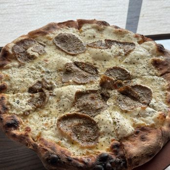 Coal Fire - 12" Margherita Pizza with spicy Italian sausage - Pizza Near Me - Ellicott City, Maryland Coal Fire - 12" Margherita Pizza with spicy Italian sausage - Pizza Near Me - Ellicott City, Maryland