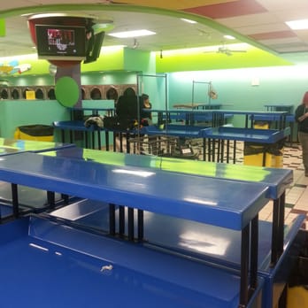 Bubbleland - Laundromat Near Me - Chicago, Illinois Bubbleland - Laundromat Near Me - Chicago, Illinois