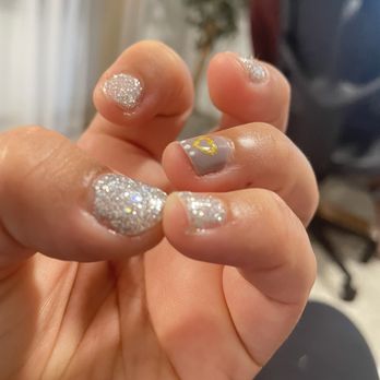 Nice Nail & Spa 3 - Nail polis on side of fingers not cleaned up - Nail Salons Near Me - Visalia, California