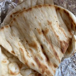 Humus & Pita Bread Humus & Pita Bread